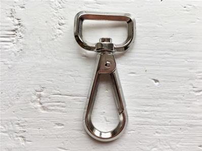 Large stainsteal carabiner